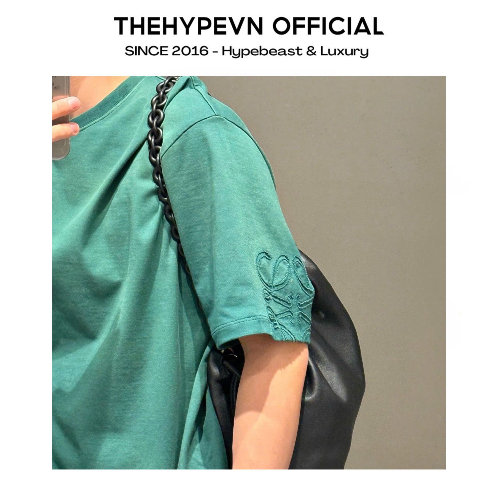 ÁO THUN LOEWE ANAGRAM SLEEVE CUT OUT (DARK GREEN)
