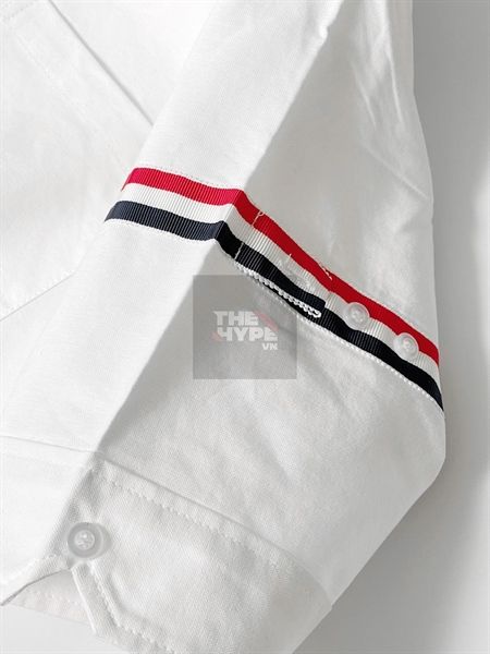 ÁO SƠ MI THOM BROWNE TB ARMBAND SLEEVED OXFORD (SỌC TAY NGẮN - TRẮNG)