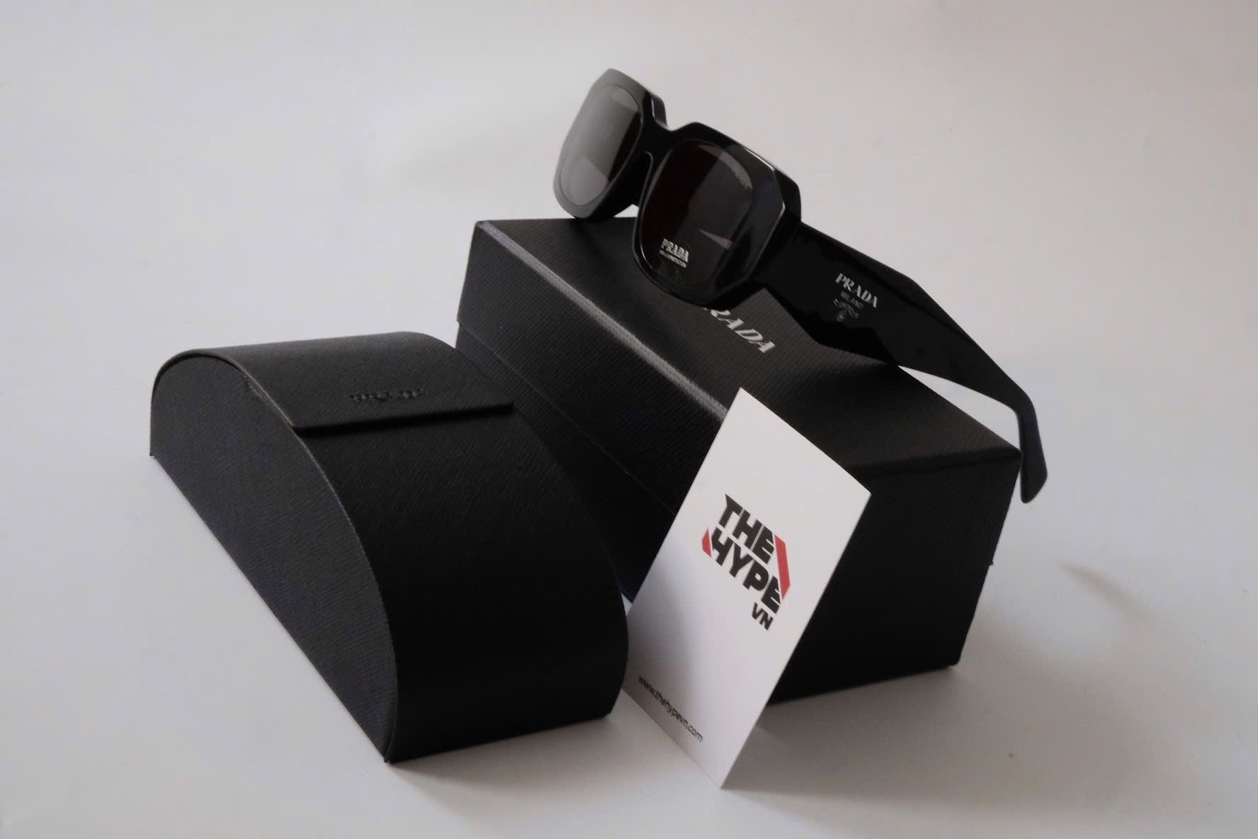 KÍNH PRADA PR 17WS RETANGLE (BLACK)