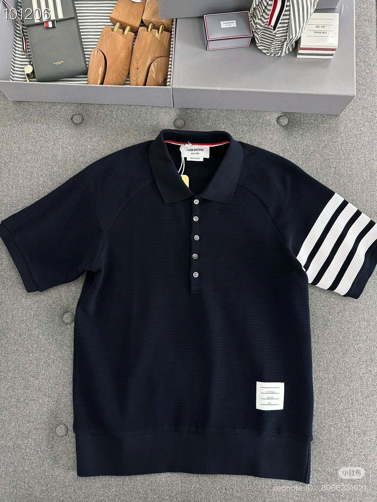 ÁO POLO THOM BROWNE TB OTTOMAN 4 BAR SADDLE (NAVY)