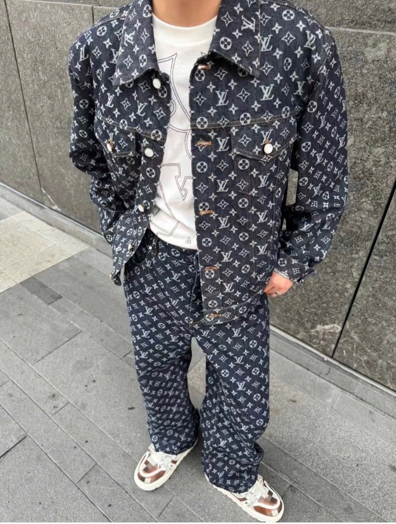 ÁO SƠ MI LOUIS VUITTON LV MONOGRAM JACQUARD PEARL JACKET (BLACK)