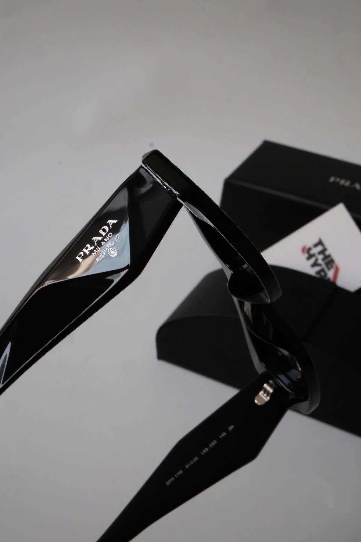 KÍNH PRADA PR 17WS RETANGLE (BLACK)