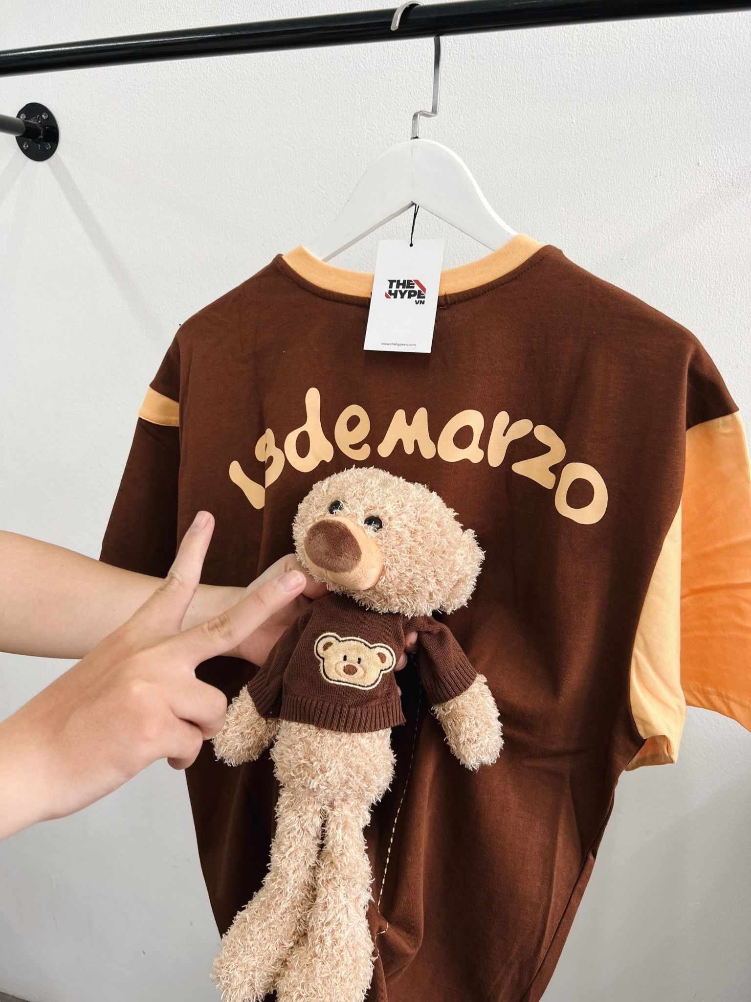 Áo Thun 13De Marzo Melting Chocolate Bear (Kem) Best Quality