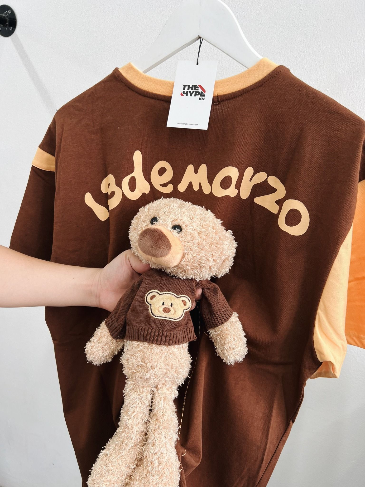 Áo Thun 13De Marzo Melting Chocolate Bear (Kem) Best Quality