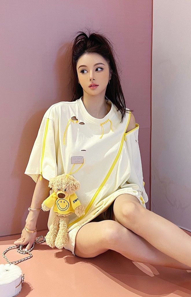 13DE MARZO TEE - Áo Thun Natural Bear Broken Suture (Cream) Best Quality