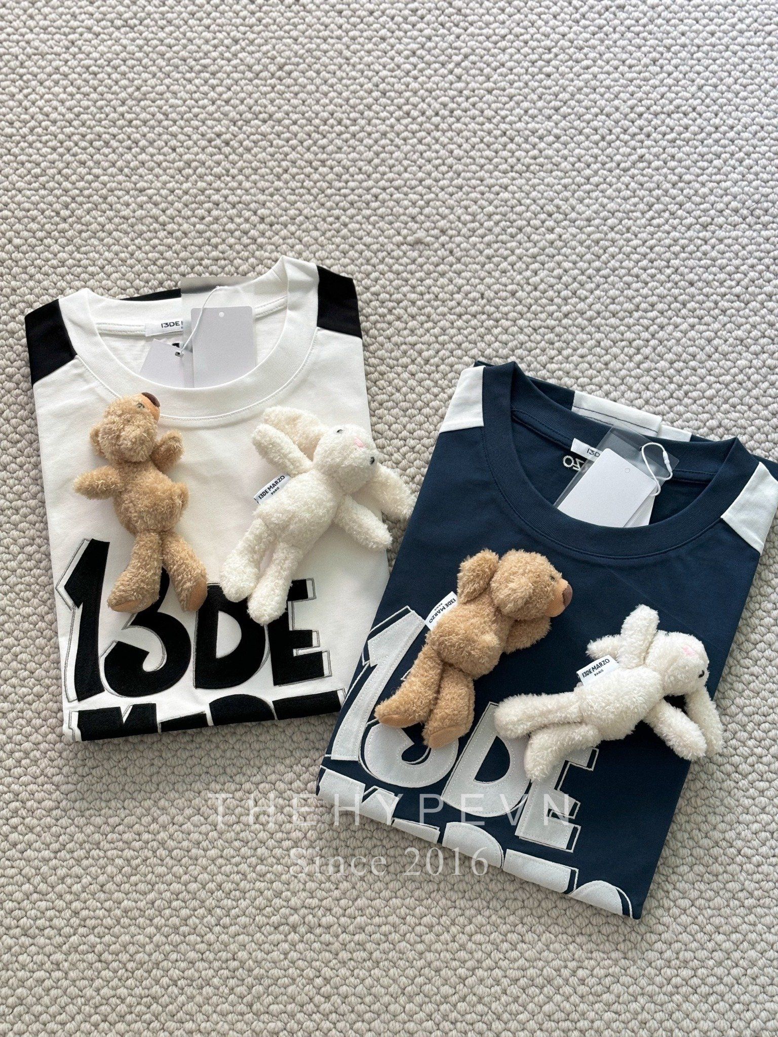 13DE MARZO TEE - Áo Thun Bear Hook & Loop Coconut Milk (White)