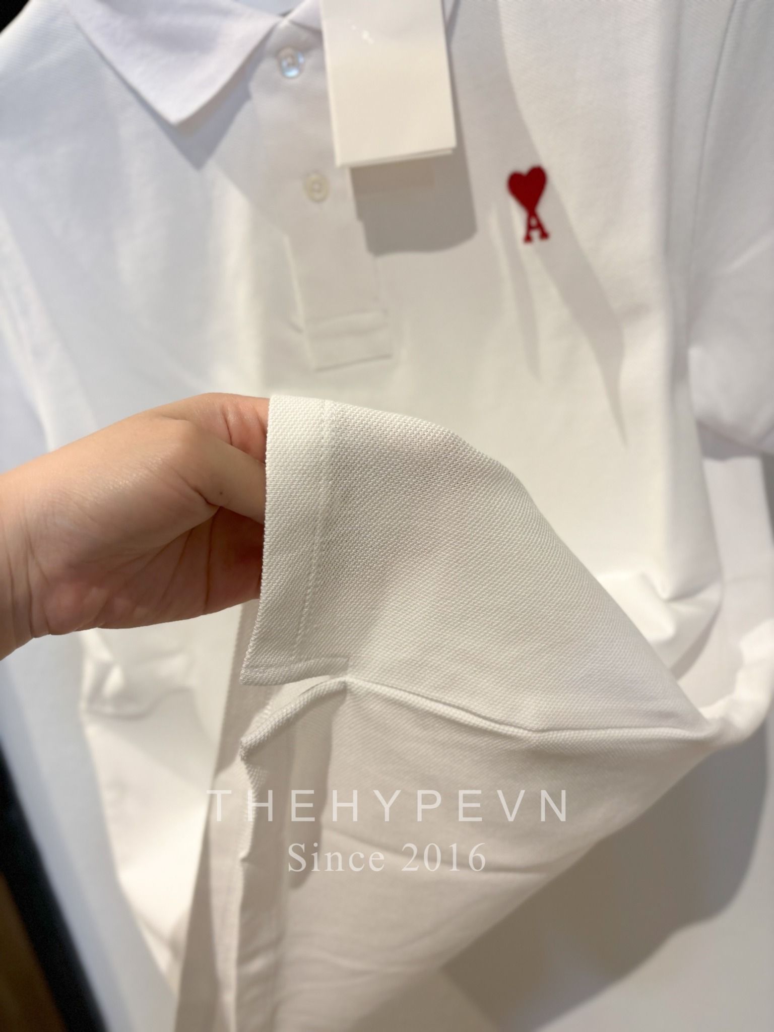 ÁO POLO AMI PARIS SMALL HEART LOGO COTTON (WHITE)