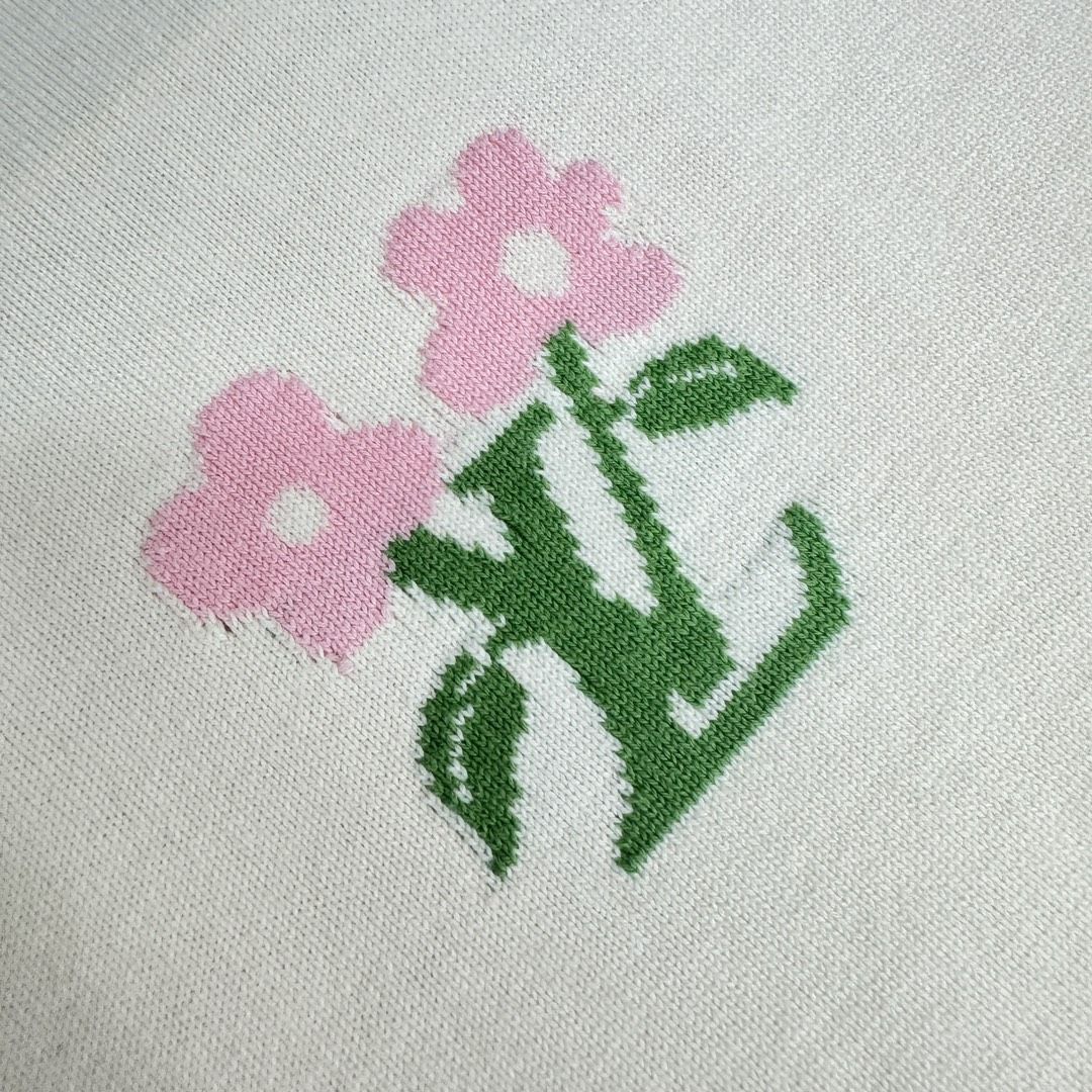 Áo Thun Louis Vuitton LV Flower Tyler (Egg Shell)