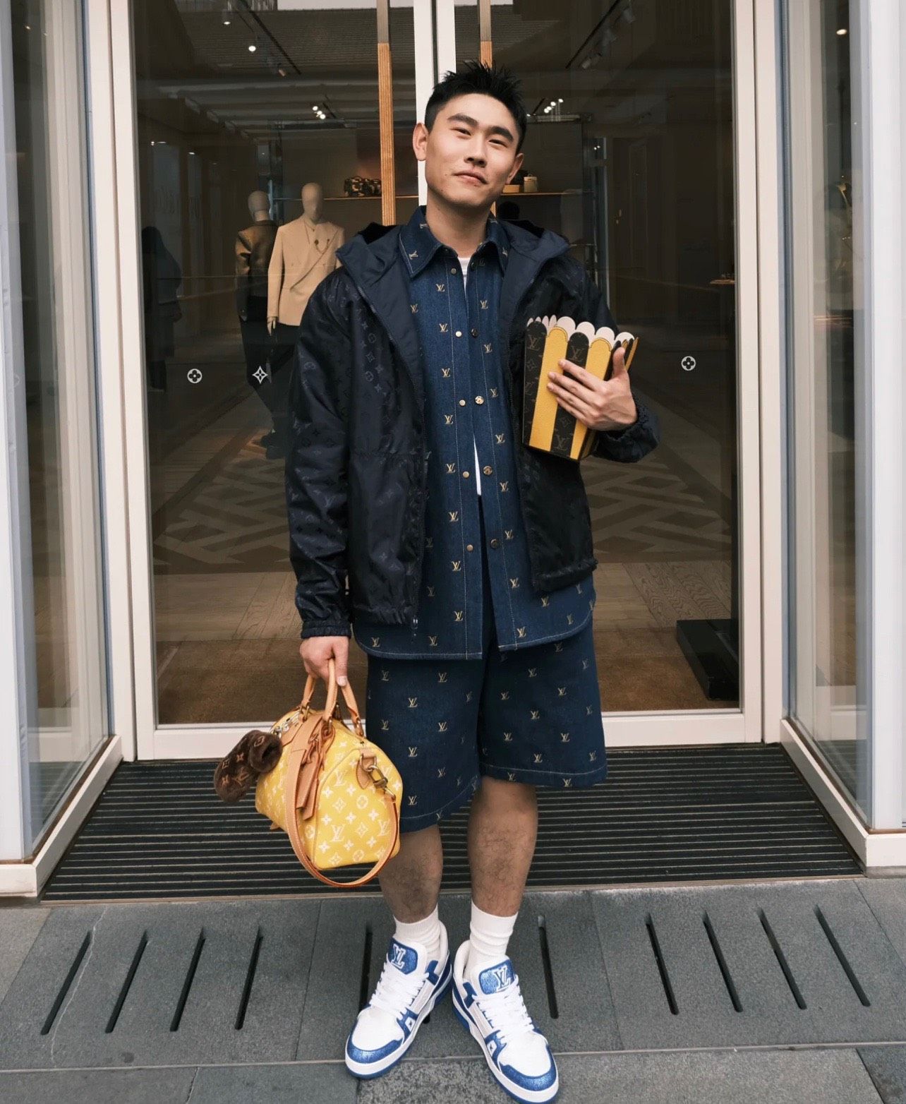 ÁO SƠ MI LOUIS VUITTON LV SIGNATURE GOLD MONOGRAM BLASON JACKET (BLUE DENIM)