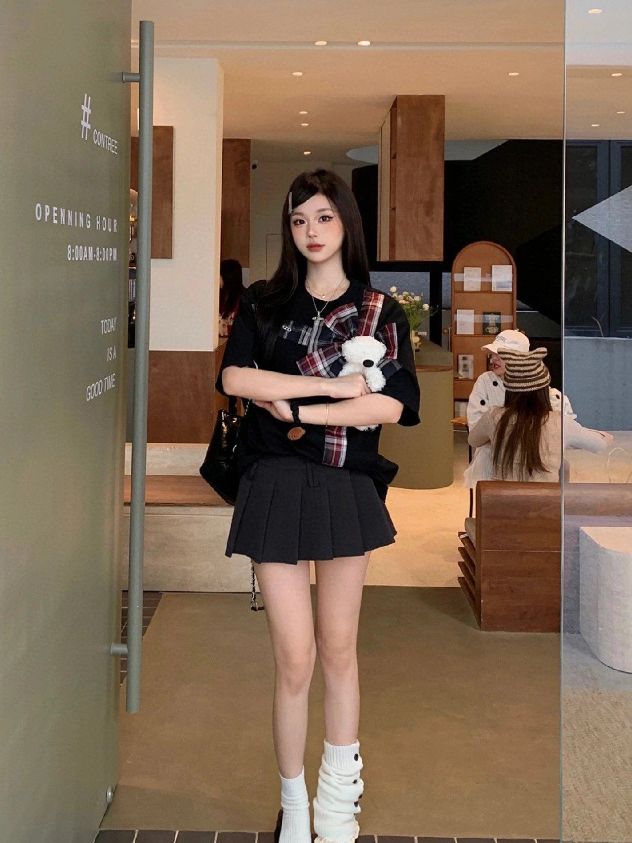 Áo Thun 13De Marzo Bear Gift Bow (Black) Best Quality