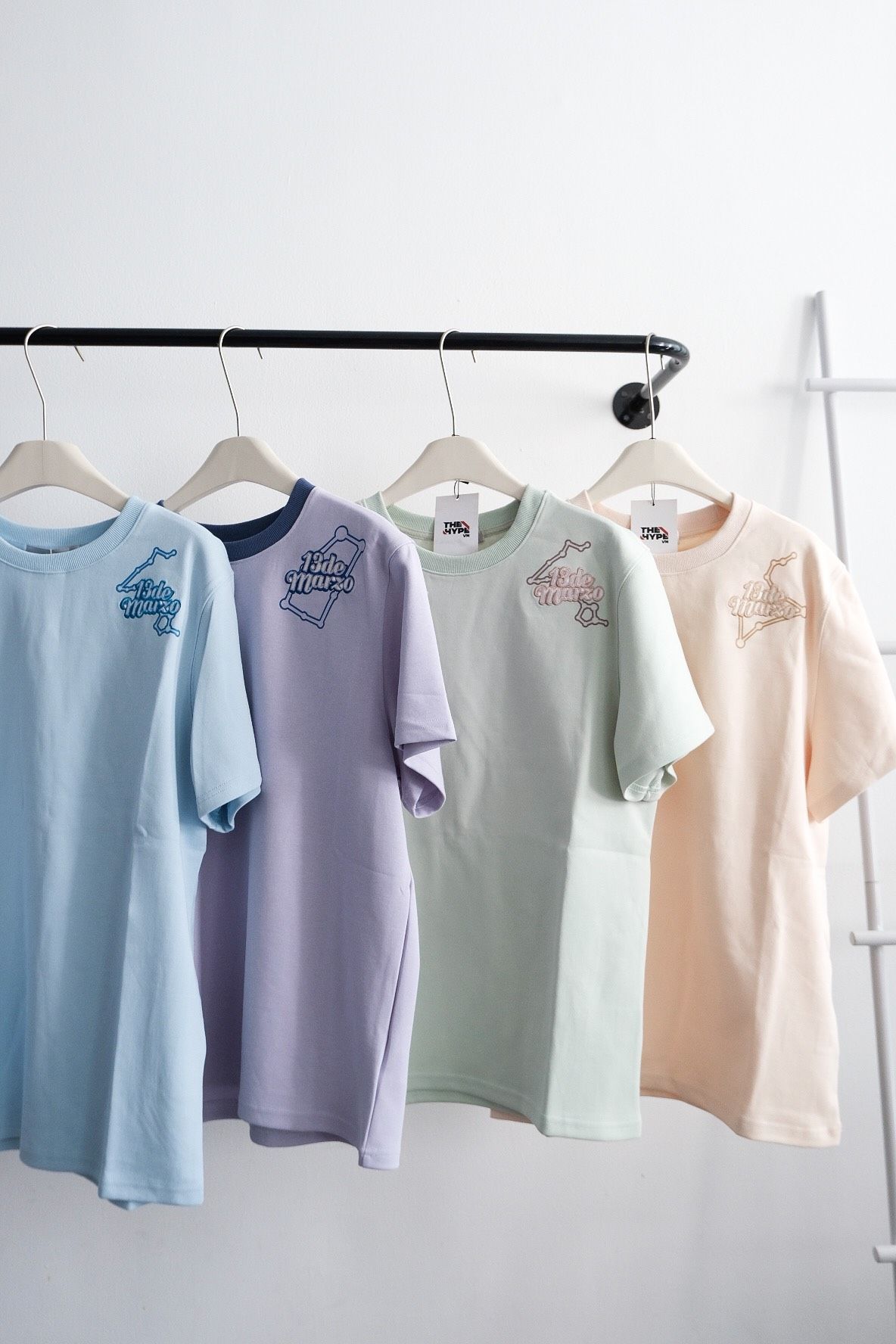 Áo Thun 13De Marzo Cung Hoàng Đạo Sư Tử Leo (Cream) Best Quality