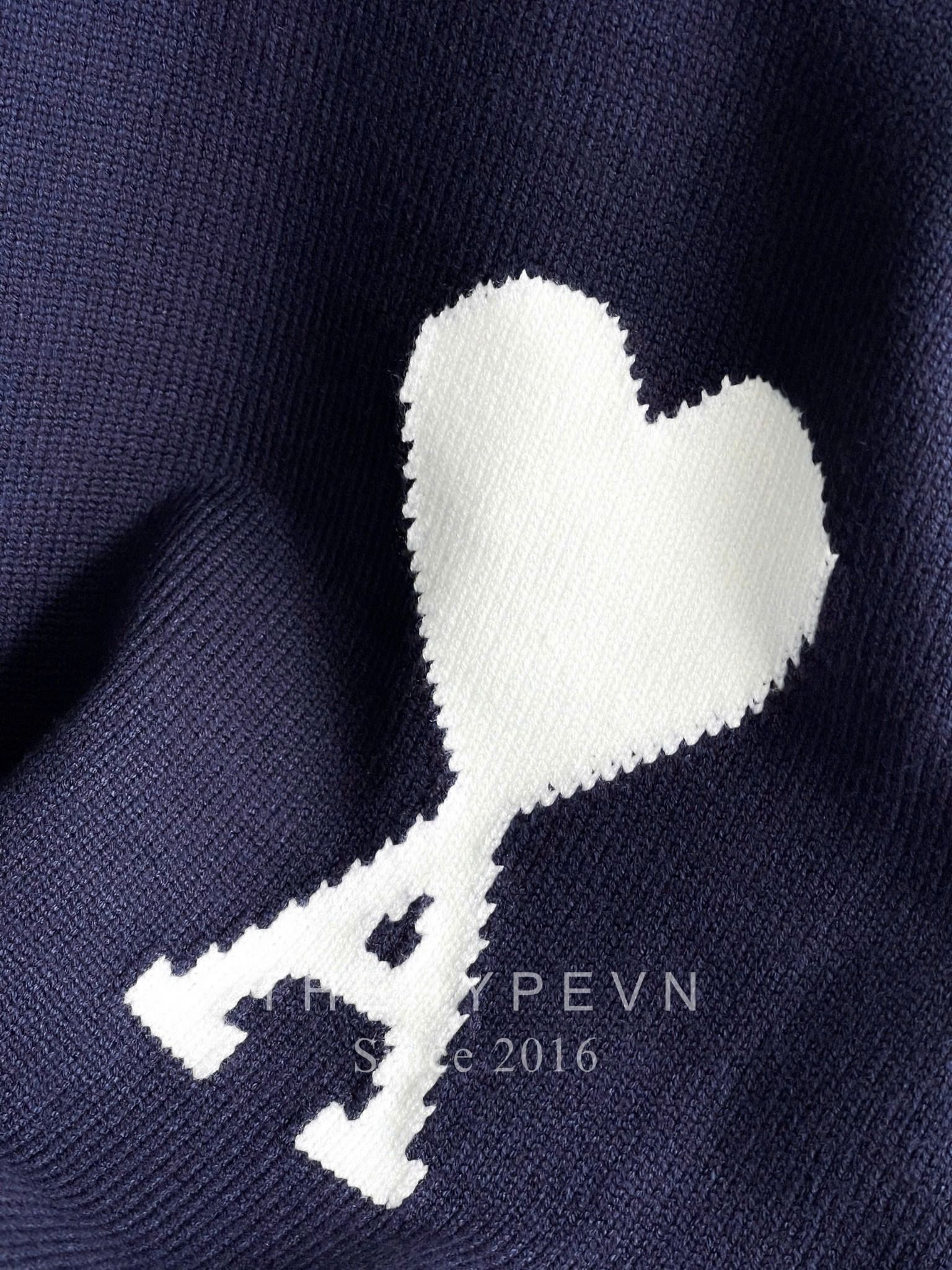 ÁO SWEATER AMI PARIS BIG HEART LOGO (NAVY)