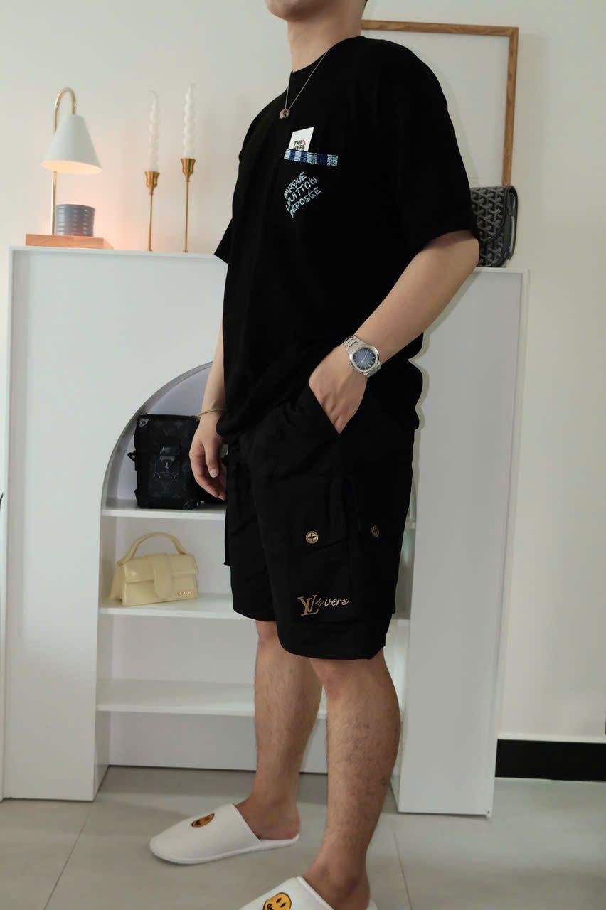 ÁO THUN LOUIS VUITTON LV EMBELLISHED (BLACK)