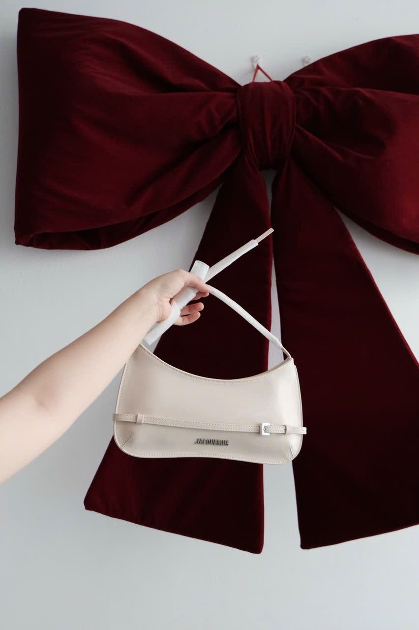 TÚI JACQUEMUS LE BISOU (CREAM)