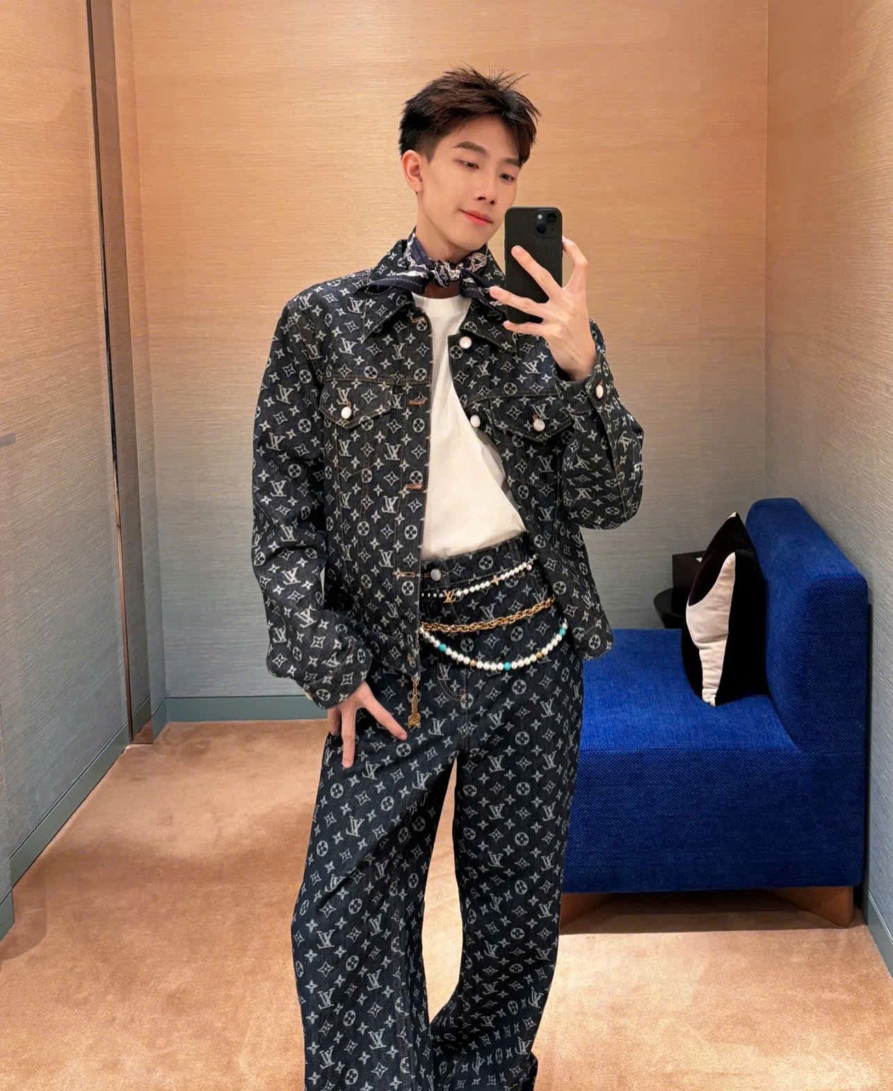 ÁO SƠ MI LOUIS VUITTON LV MONOGRAM JACQUARD PEARL JACKET (BLACK)