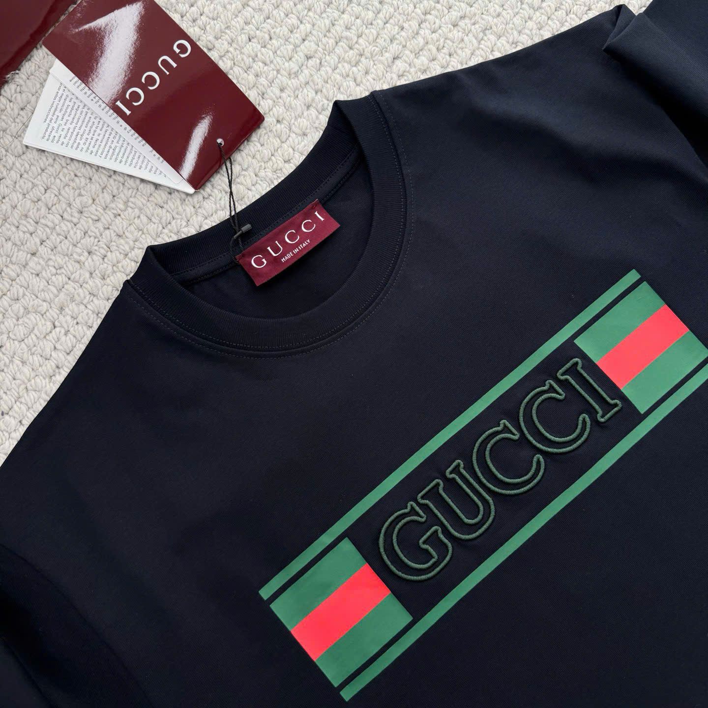 ÁO THUN GUCCI GC WEB BANNER PRINT (NAVY)