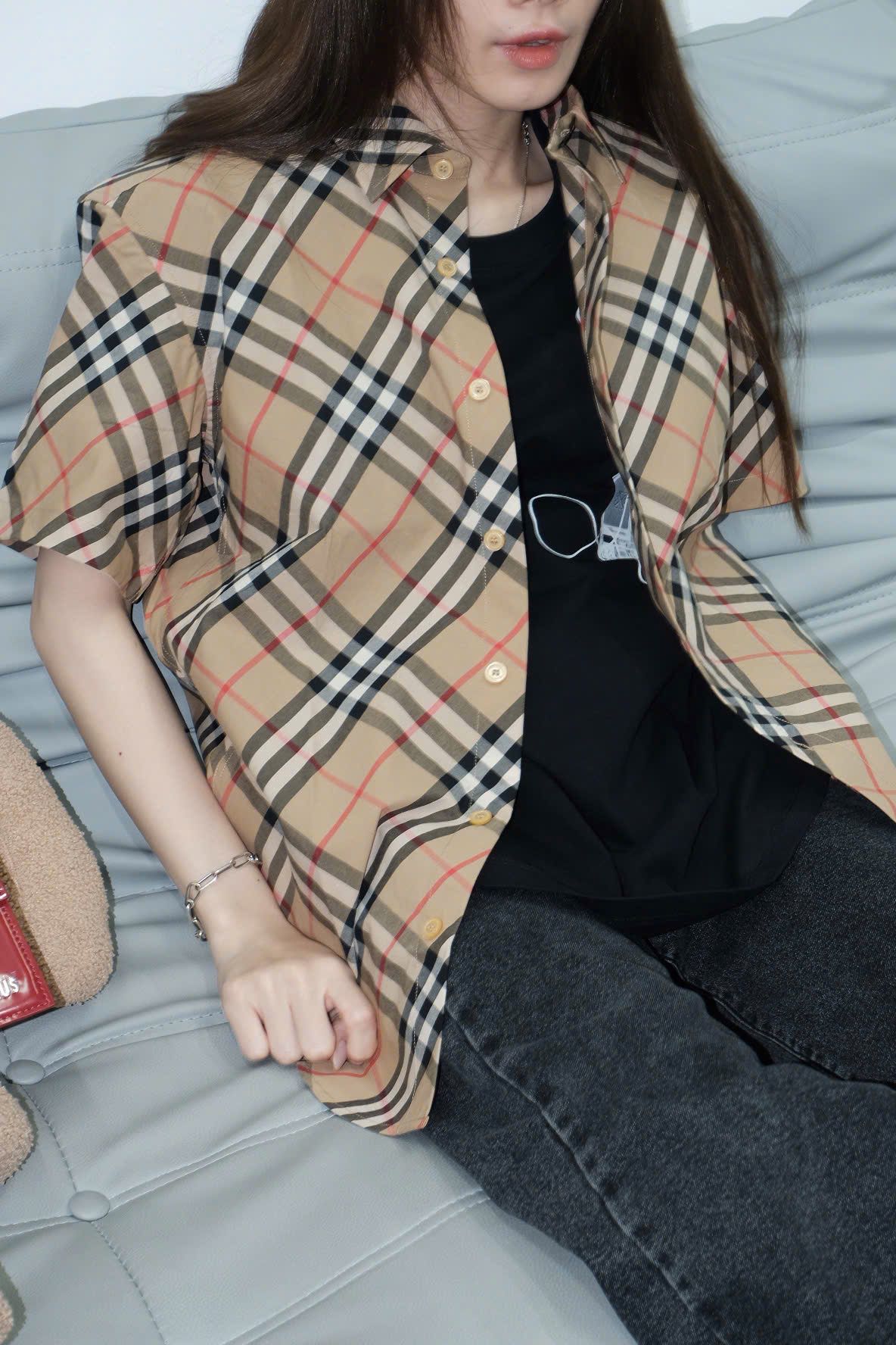 ÁO SƠ MI BURBERRY BBR CHECK WOVEN CURVED (SAND)