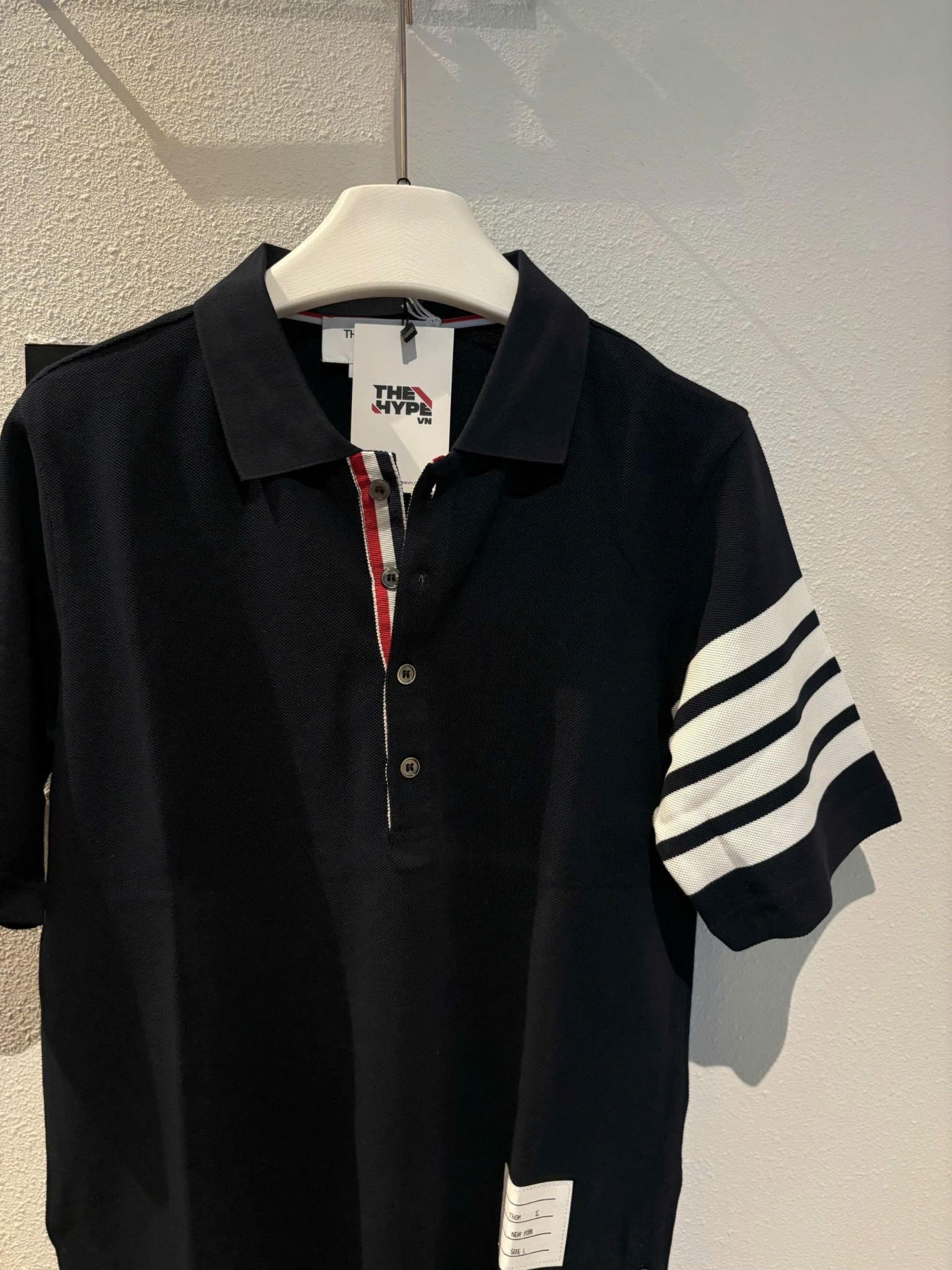 ÁO POLO THOM BROWNE 4 BAR STRIPE (NAVY)