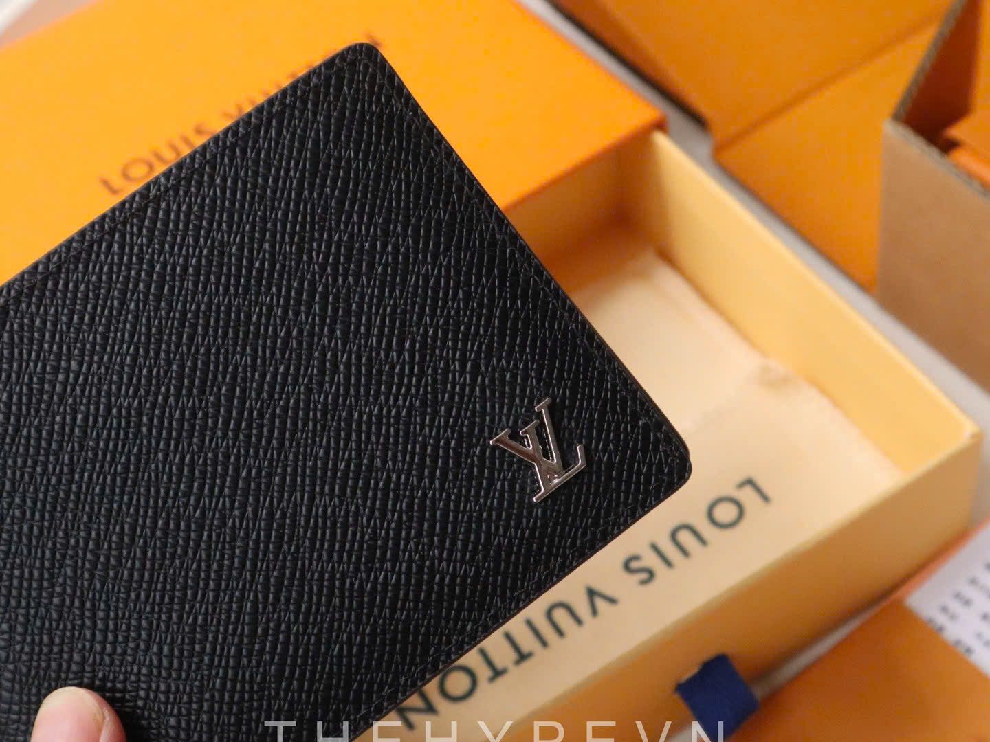 VÍ NGẮN LOUIS VUITTON LV TAIGA (BLACK)
