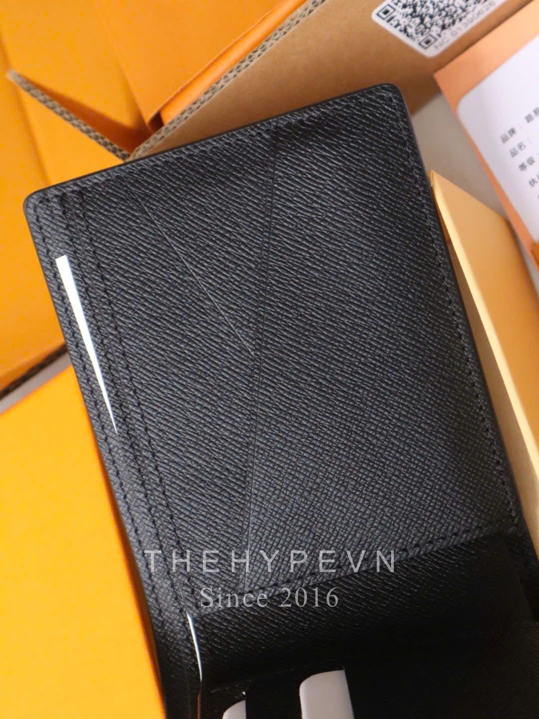 VÍ NGẮN LOUIS VUITTON LV TAIGA (BLACK)
