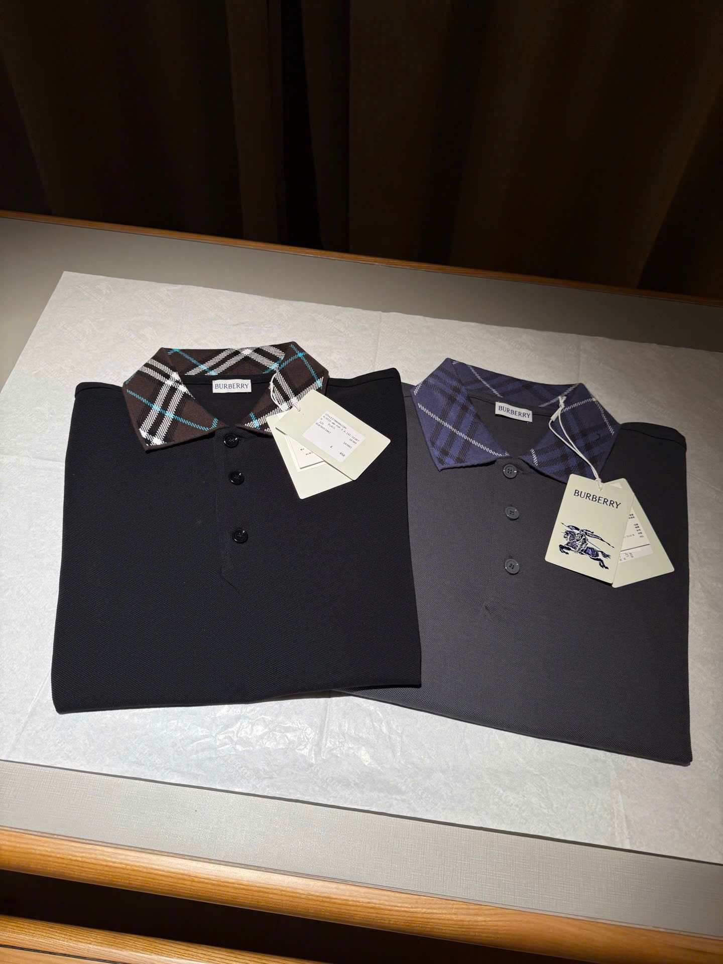 ÁO POLO BURBERRY BBR WOVEN COLLAR (BLACK)