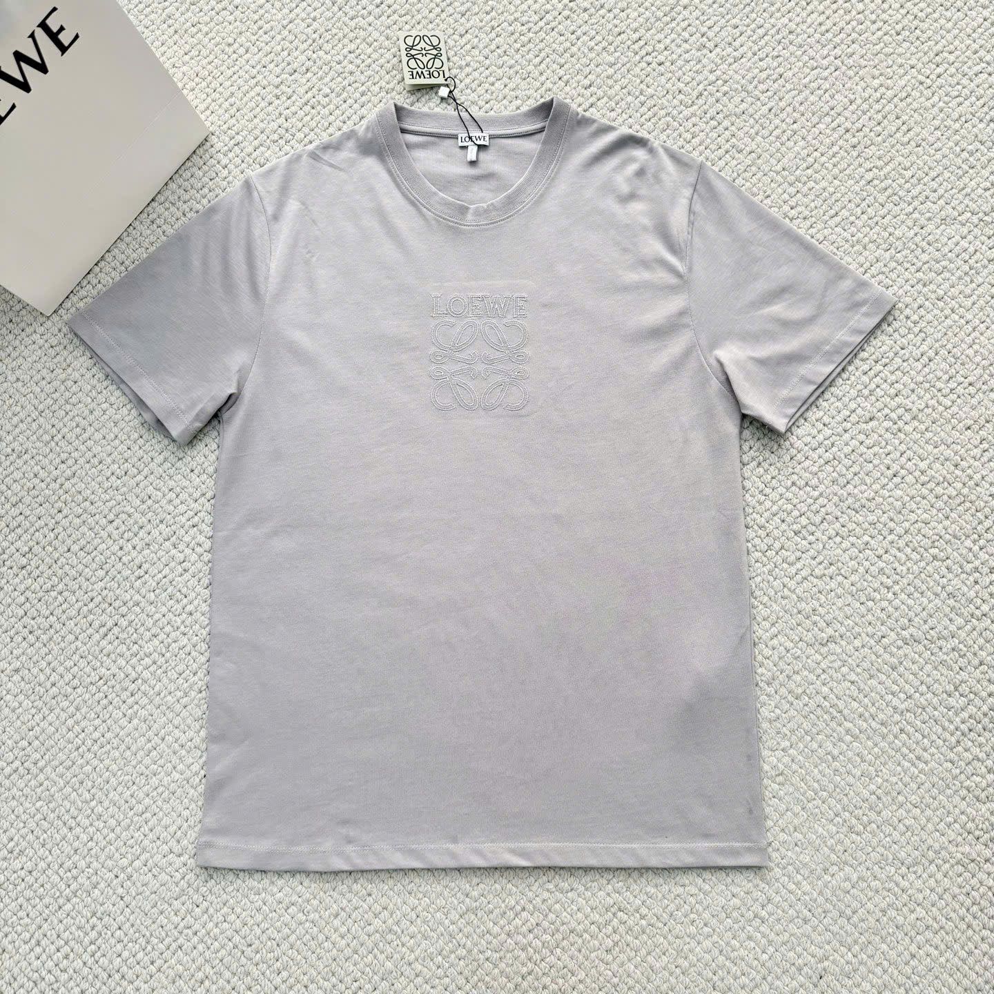 ÁO THUN LOEWE ANAGRAM LASER CUT (GREY)