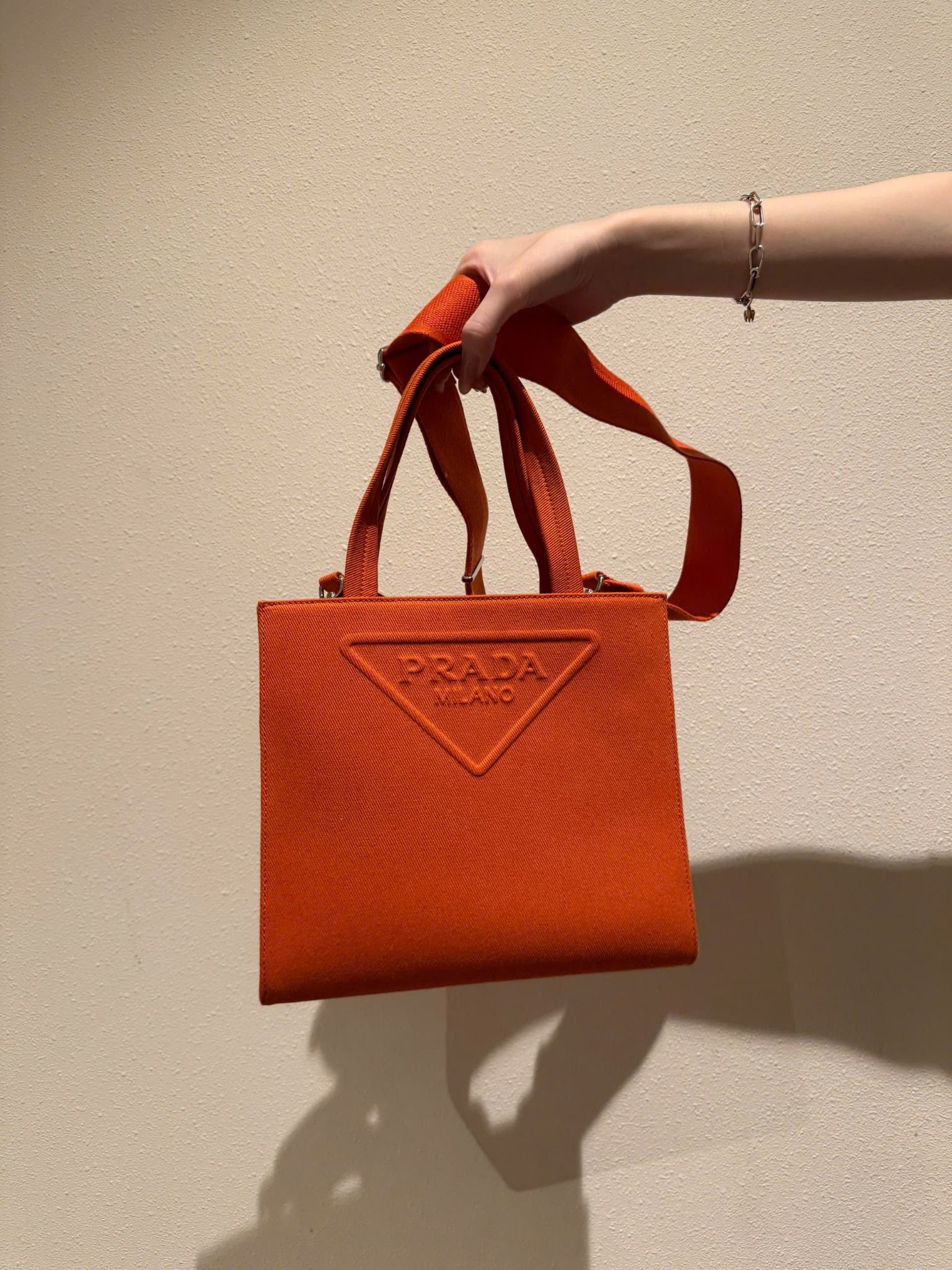 TÚI PRADA DRILL HANDLE BAG (ORANGE)
