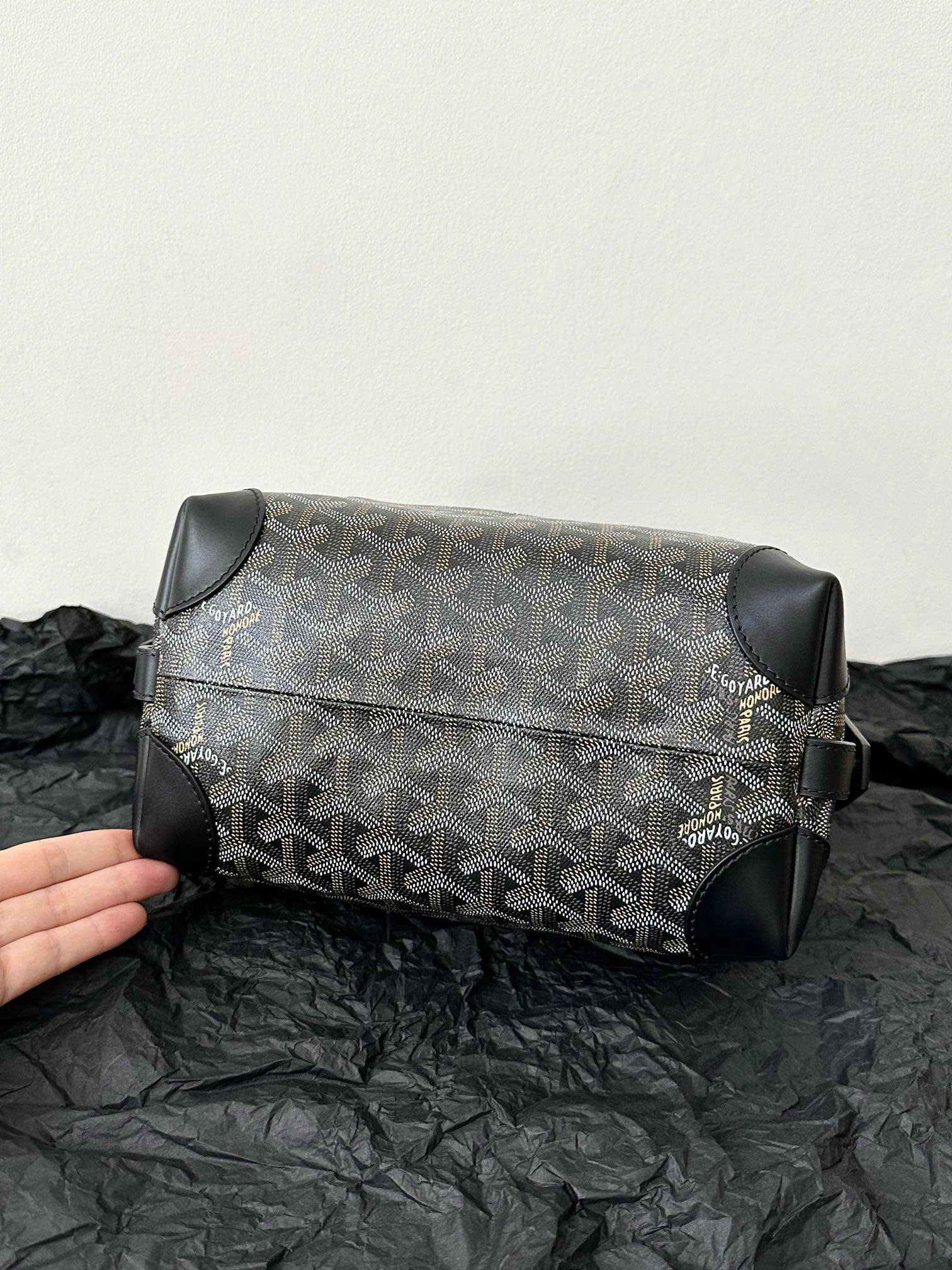 TÚI GOYARD BOEING 25 TOILET BAG (BLACK)