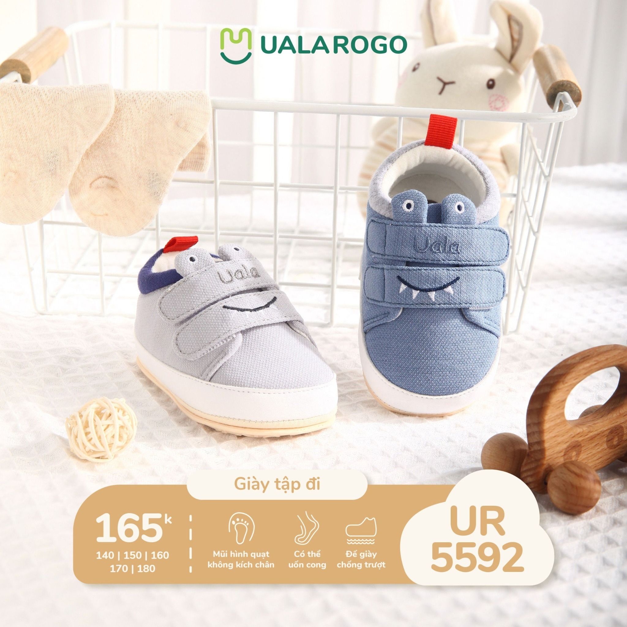Giày Tập Đi Mặt Cười UR 5592