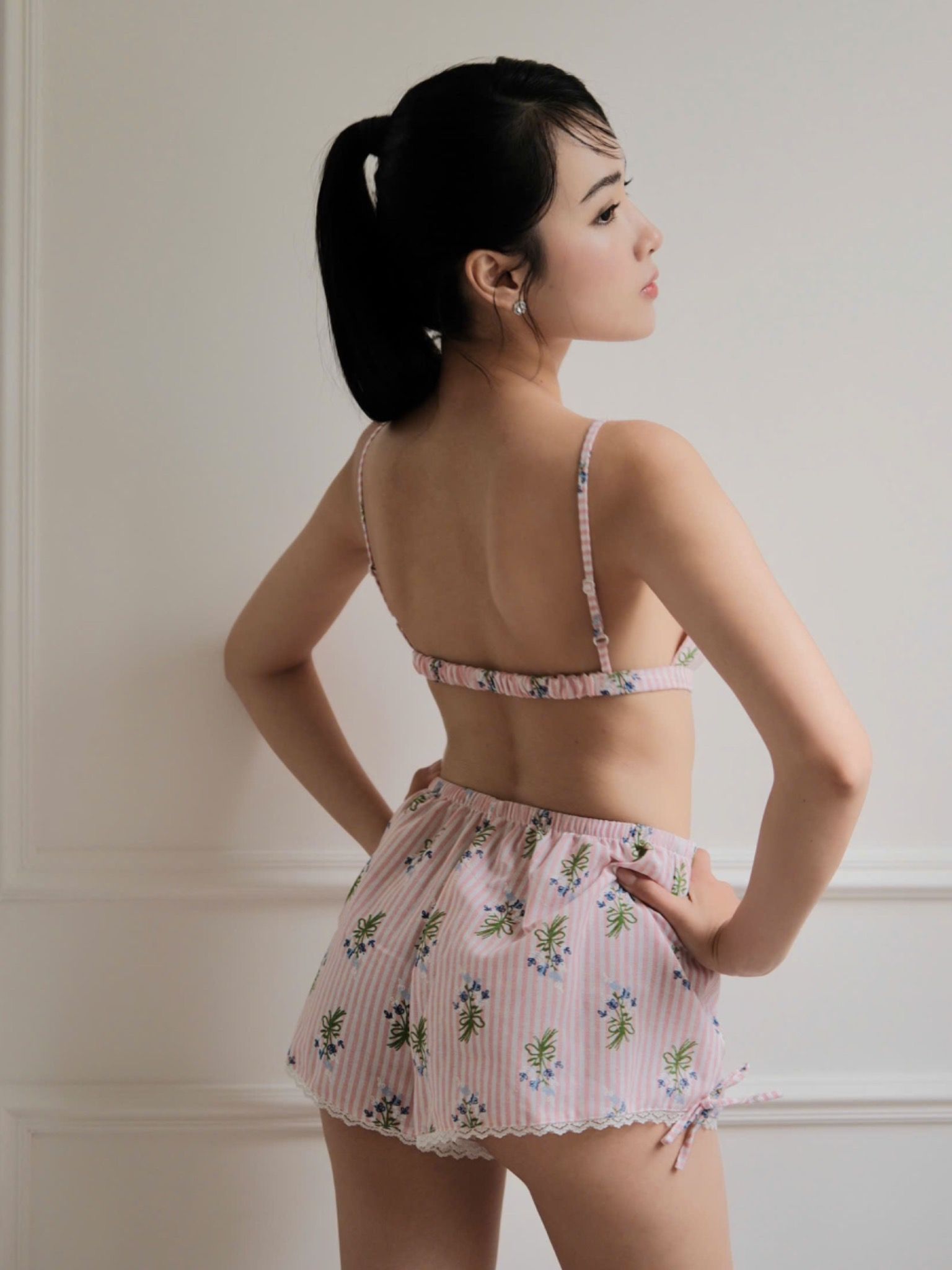 Caroline - Bộ Bikini Petty Brawee Linen Hồng Hoạ Tiết