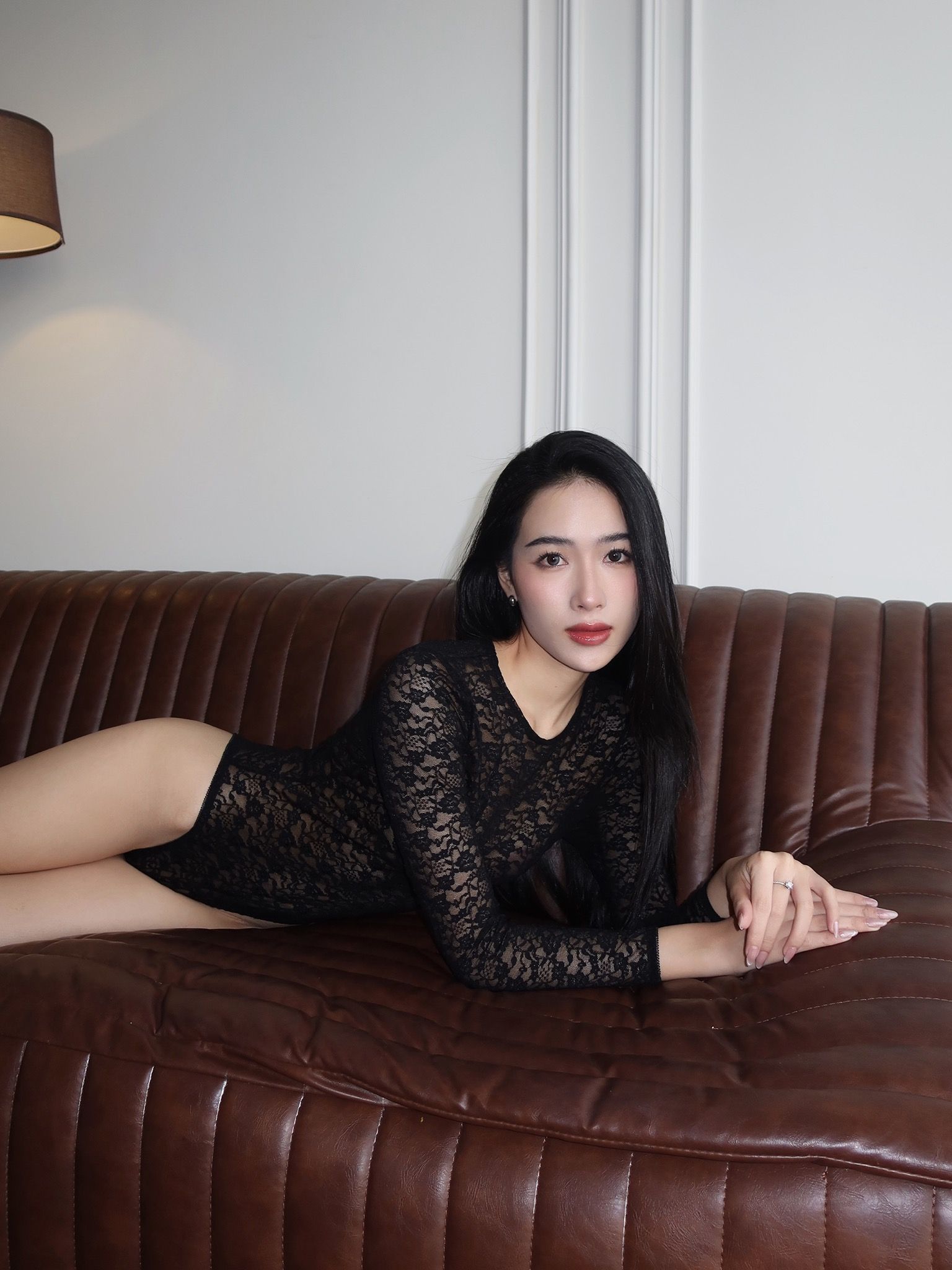 Stella - Bodysuit Tay Dài Petty Brawee Ren Đen