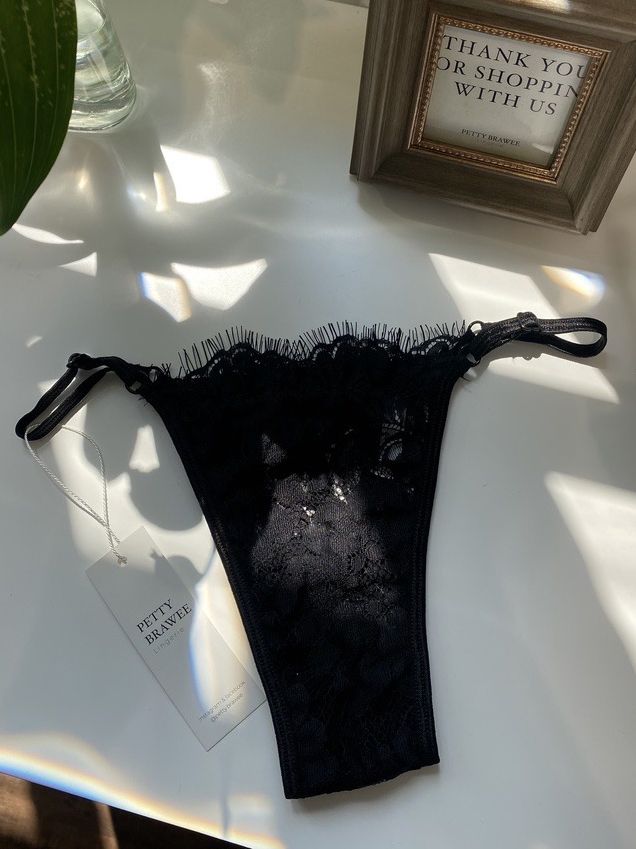 Beck Corset - Set Đồ Lót Petty Brawee Ren Đen