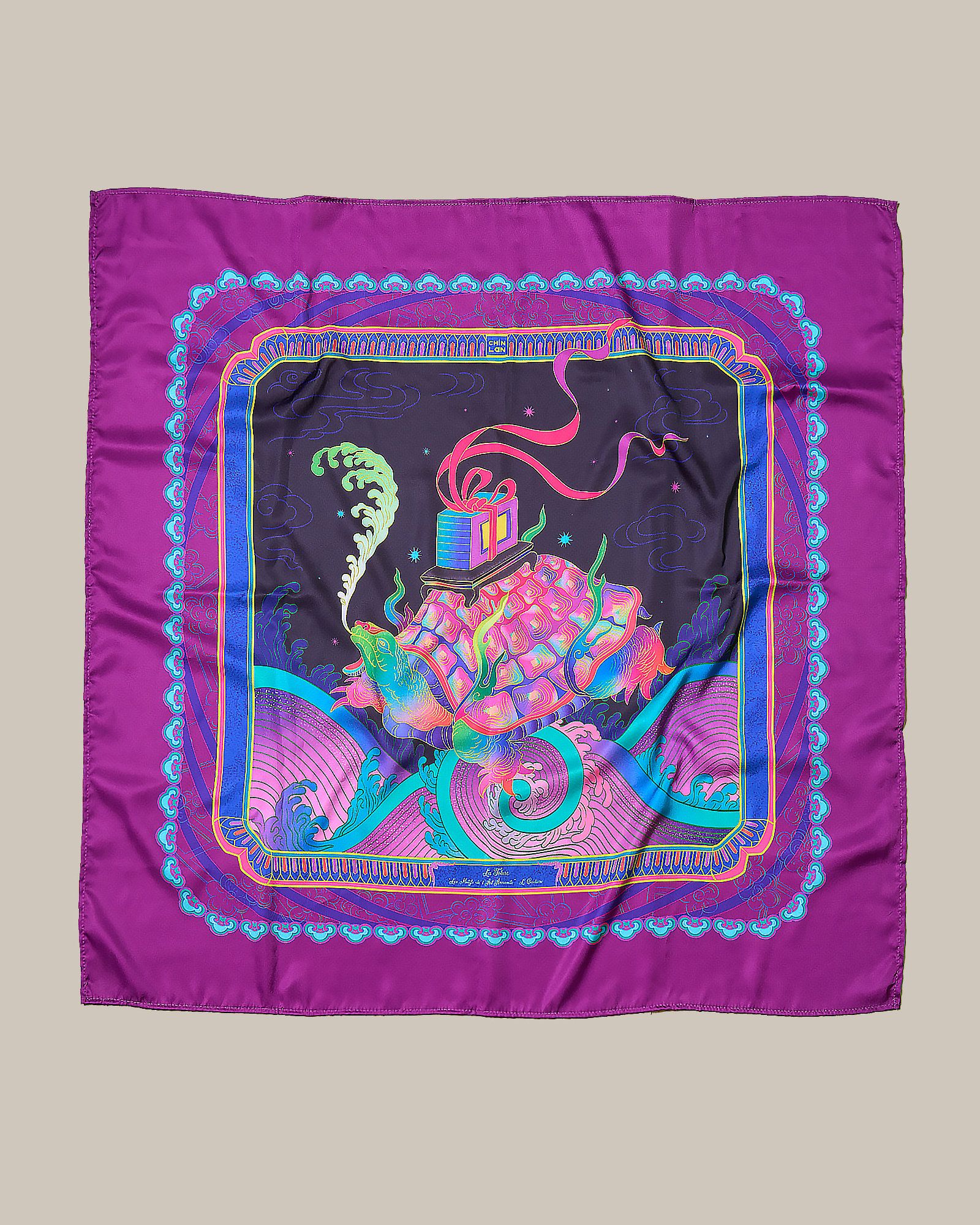 Quy Scarf