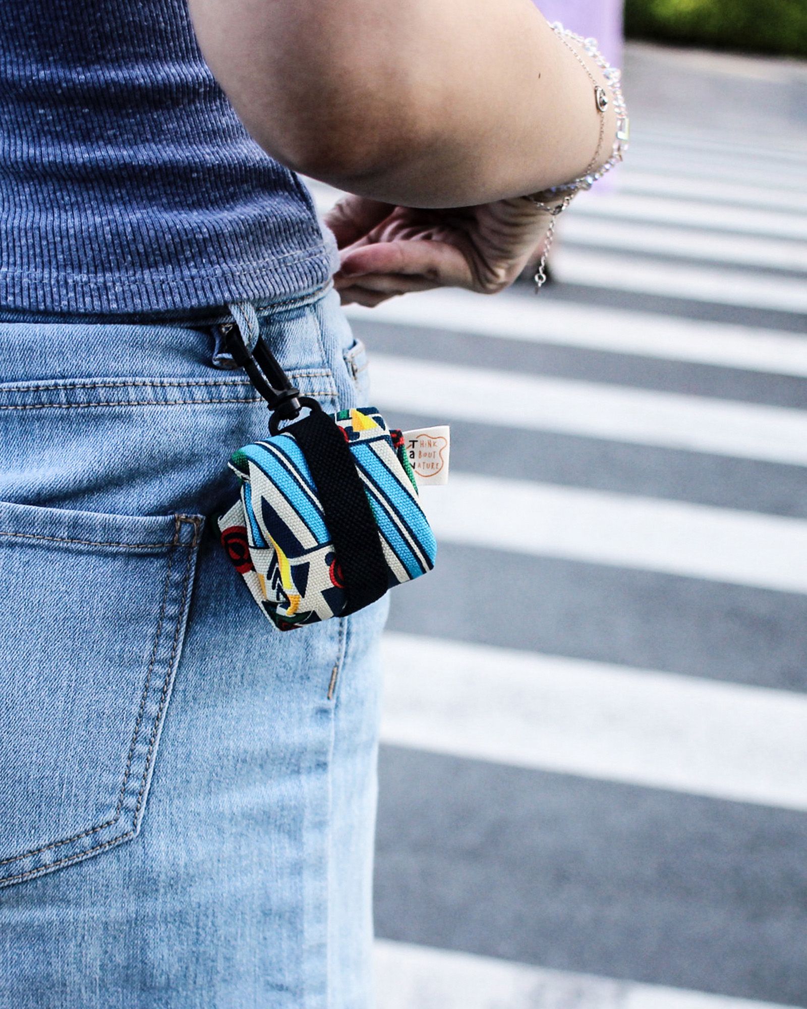 Blue Pyramid Canvas One-strap Cup Holder