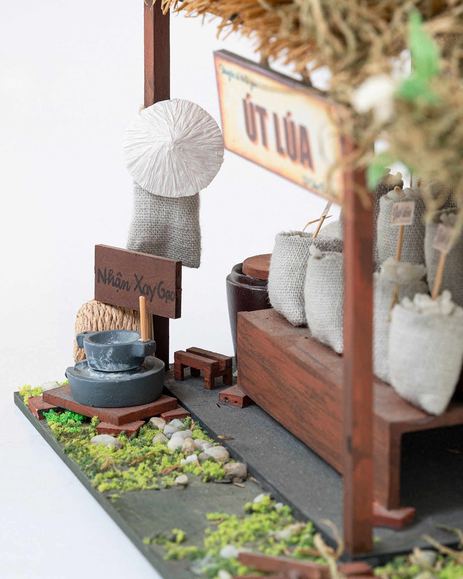 Ut Lua Paddy Stall (Sạp gạo Út Lúa)