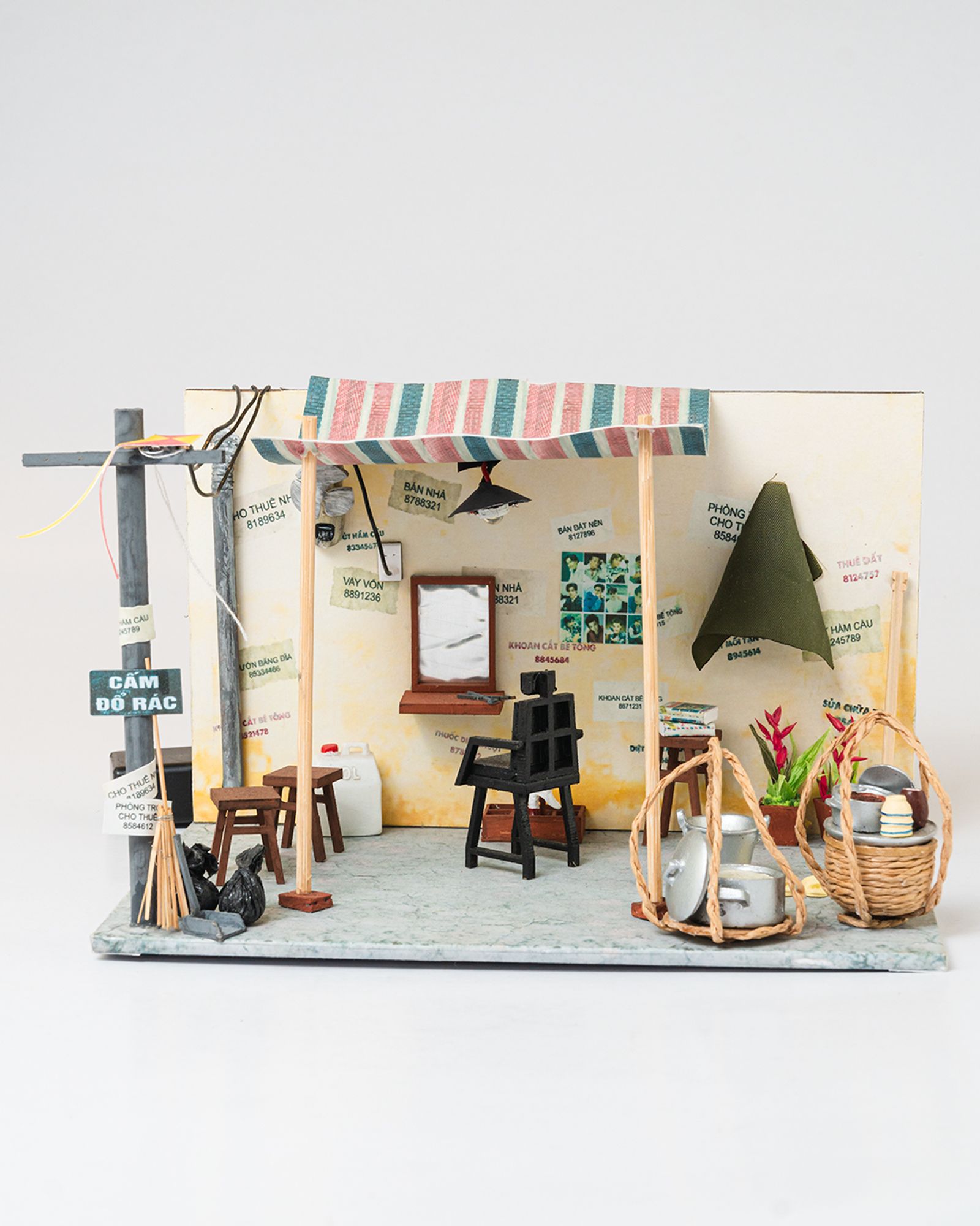 Street Barber Shop (Hớt Tóc Vỉa Hè)