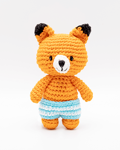 Fennis the Fox in swimsuit - Cáo Fennis và Đồ Bơi