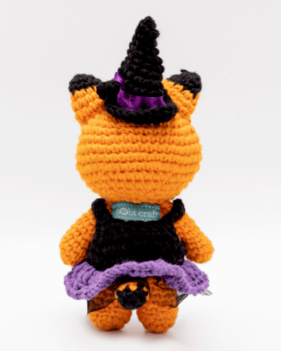 Foxxie the Fox in Halloween costume - Cáo Foxxie Halloween