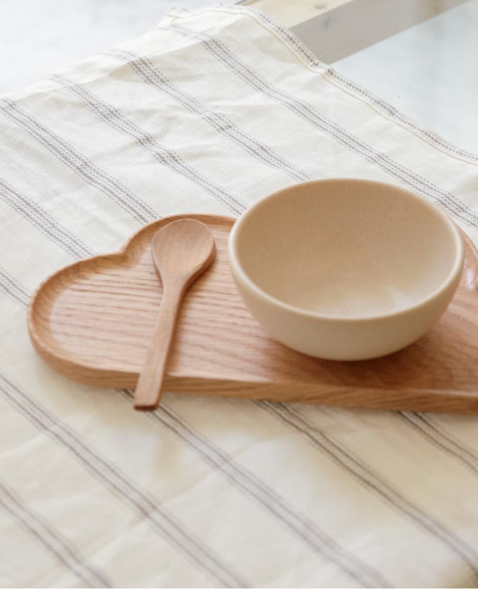 Cloud-Shaped Tray (S) - Khay Mây (Nhỏ)