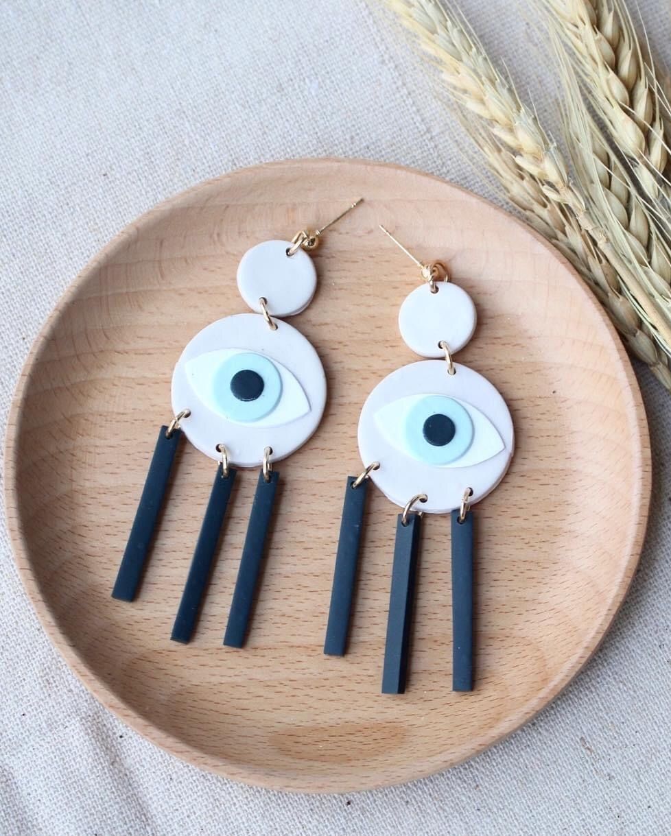 Eyes Earrings