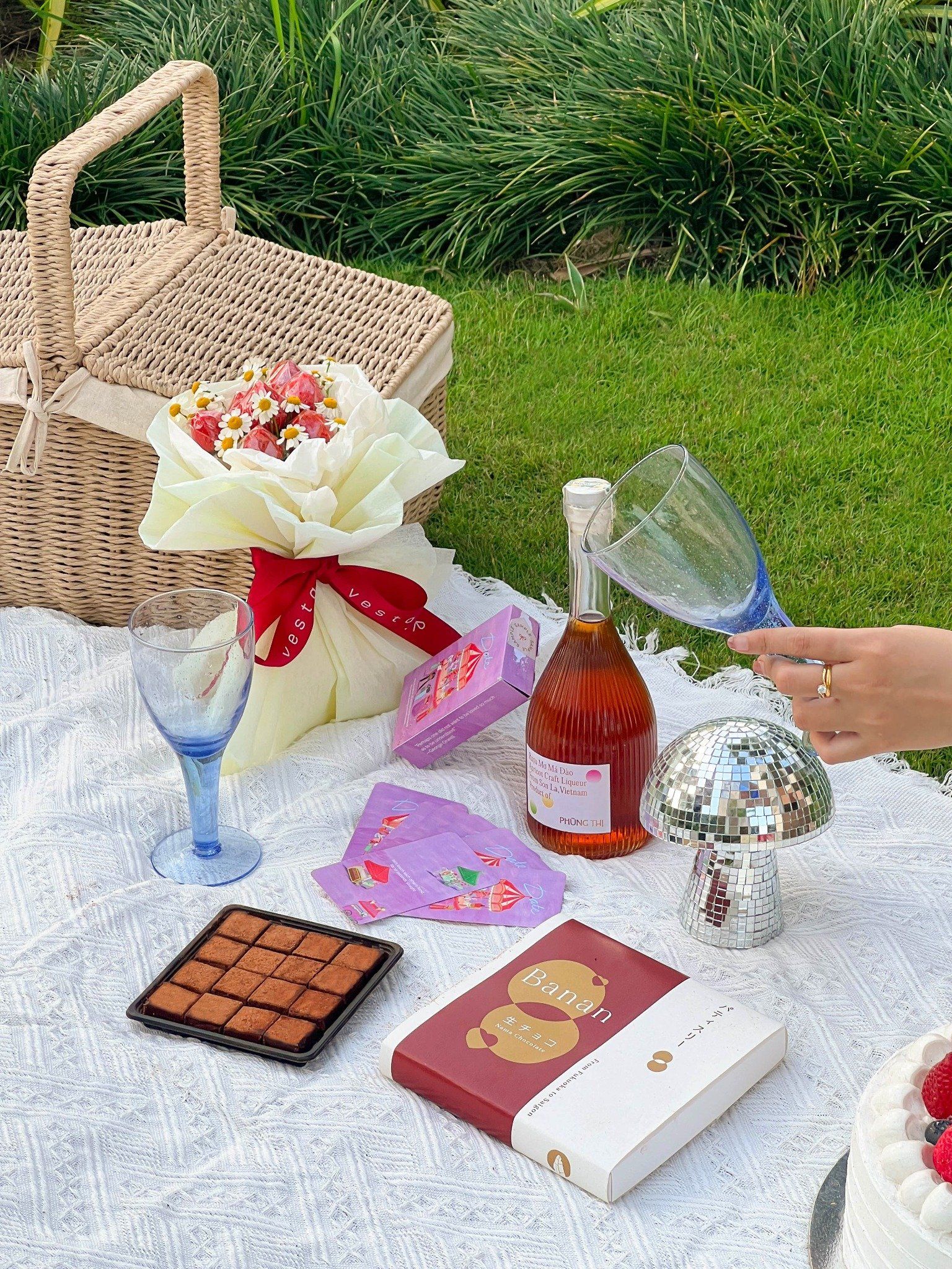 Picnic Of Love - Valentine Day's Gift Set
