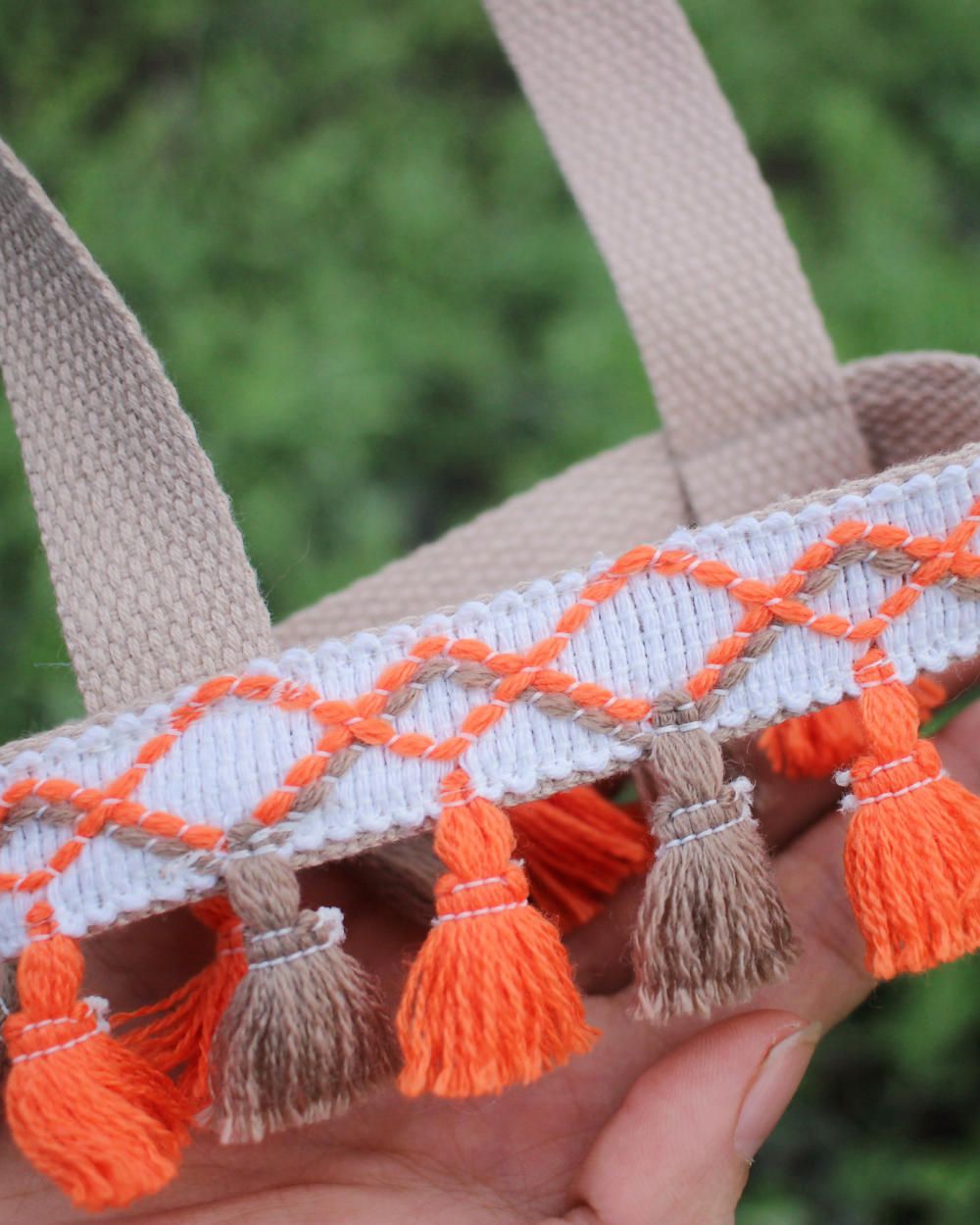 Brown orange Tassels (Quai vải - PP006)
