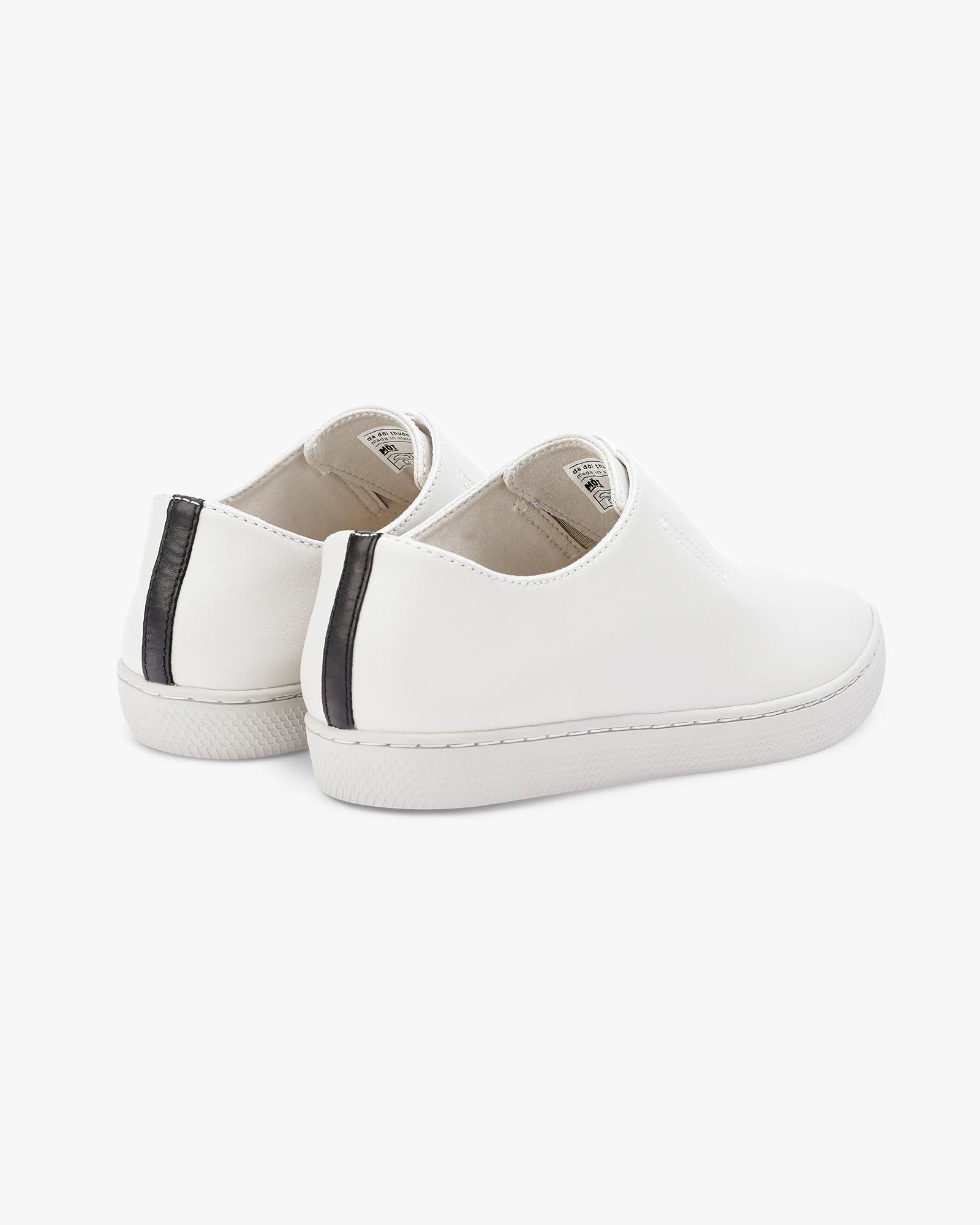 Daily-life - Leather Gray - Da Đời Thường Xám Nhẹ