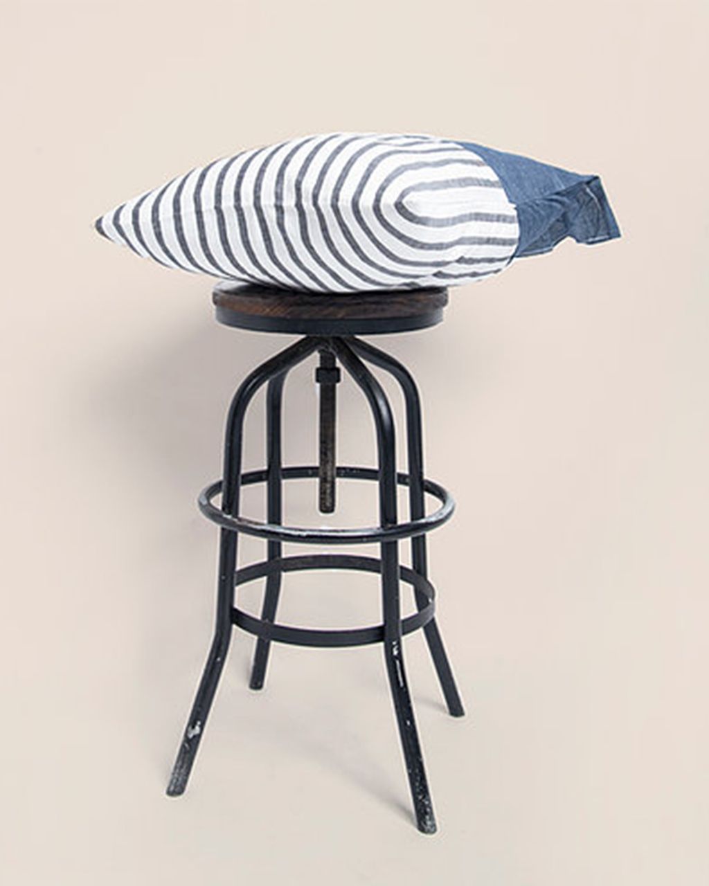 BON Cushion Cover