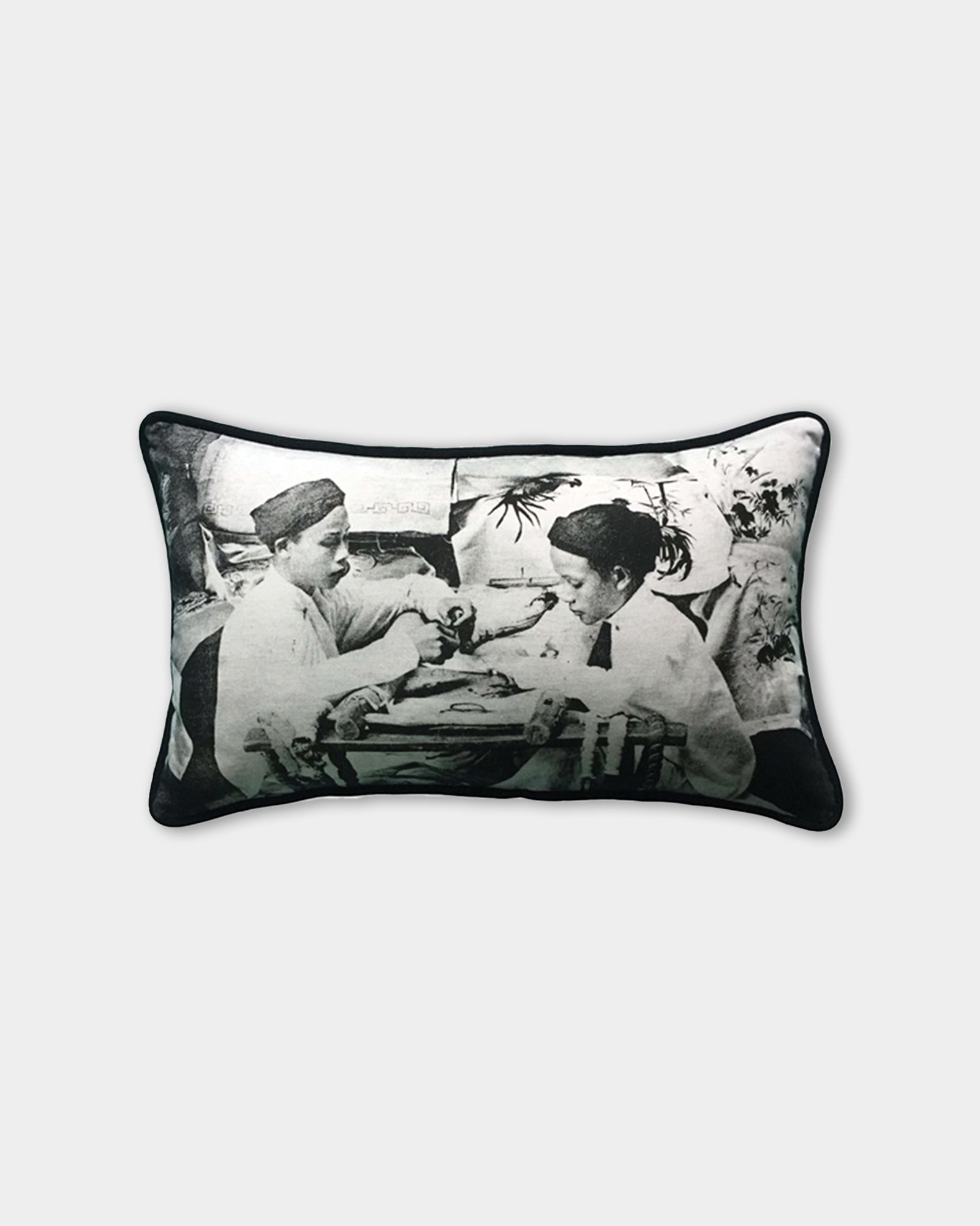 Rectangular Cushion Cover - Tonkin Brodeurs