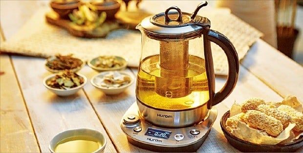  MÁY PHA TRÀ CHƯNG YẾN HUROM TEA MASTER TM-P02FSS 