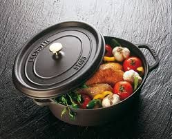 Nồi Gang Staub Oval Đen