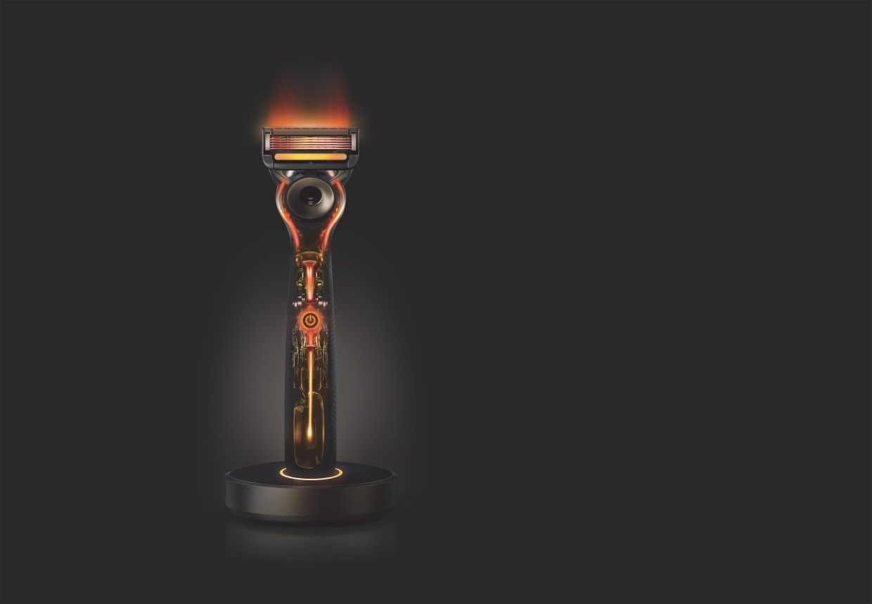 Dao Cạo Râu Gillette Labs - Heated Razor (Máy Cạo Râu Làm Ấm Da Mặt)