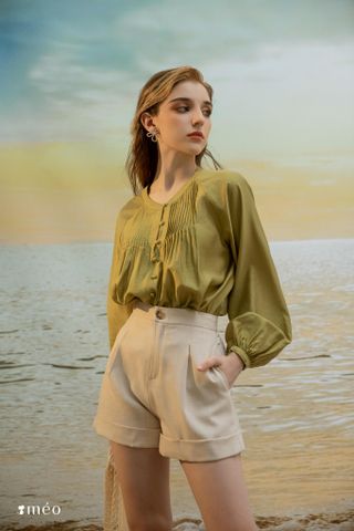 Muse of the beach