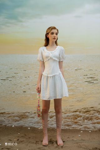 Muse of the beach